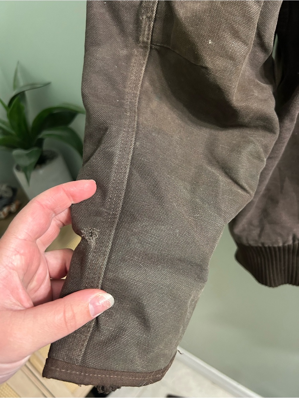 Vintage Carhartt men’s loose fit brown insulated chore work coat jacket hooded - Picture 9 of 11